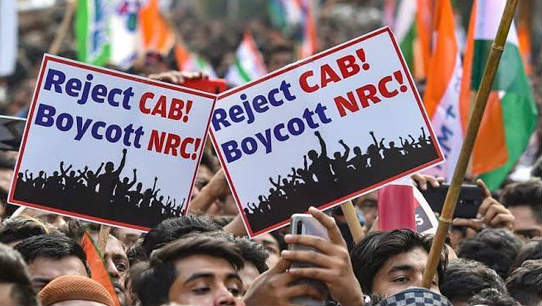 ಪೌರತ್ವ ತಿದ್ದುಪಡಿ ಕಾಯ್ದೆ ವಿರುದ್ಧ ಉಗ್ರ ಪ್ರತಿಭಟನೆ