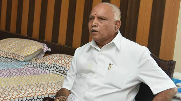 ಕಾಯ್ದು ಕುಳಿತ ಮಾಜಿ ಅನರ್ಹರು