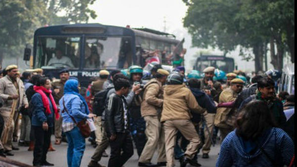 ಜನಪರವಾದ ಬೇರೆ ಸಮಸ್ಯೆಗಳು 