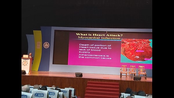 ಇಸಿಜಿ ಜೊತೆ ಟ್ರೆಡ್‌ಮಿಲ್ ಟೆಸ್ಟ್ ಅತ್ಯವಶ್ಯಕ