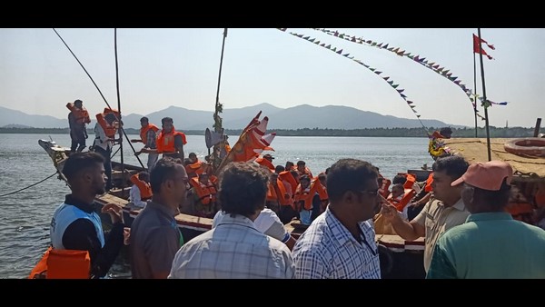  ಜಾತ್ರೆಗೆ ಹೋಗುವವರಿಗೆ ಲೈಫ್ ಜಾಕೆಟ್ ಕಡ್ಡಾಯ