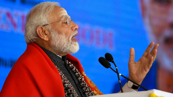 ಮಕ್ಕಳ ಮುಂದೆ ಹೋಗಿ ರಾಜಕೀಯ ಭಾಷಣ ಯಾಕೆ?