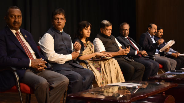 ವಿಮಾನ, ಸಾರಿಗೆ ಸಂಪರ್ಕಗಳ ಸೌಲಭ್ಯ 