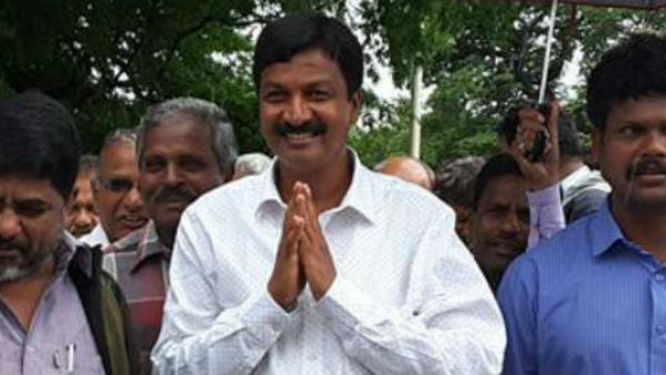 ರಮೇಶ್ ಜಾರಕಿಹೊಳಿ ಸಭೆ