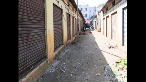  2006ರಲ್ಲಿ ಉದ್ಘಾಟನೆಗೊಂಡಿದ್ದ ಮಳಿಗೆಗಳು