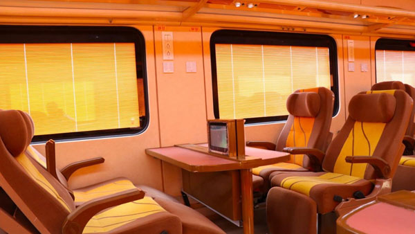 ತೇಜಸ್ ರೈಲಿನ ವೇಳಾಪಟ್ಟಿ