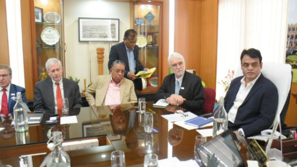 ಬೆಂಗಳೂರು ಸೆಂಟ್ರಲ್ ವಿವಿ ಆವರಣದಲ್ಲಿ ಇಲಿನಾಯ್ಸ್ ಕಚೇರಿ