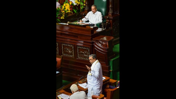 ಸ್ಪೀಕರ್ ಕ್ರಮಕ್ಕೆ ಸಿದ್ದರಾಮಯ್ಯ ವಿರೋಧ