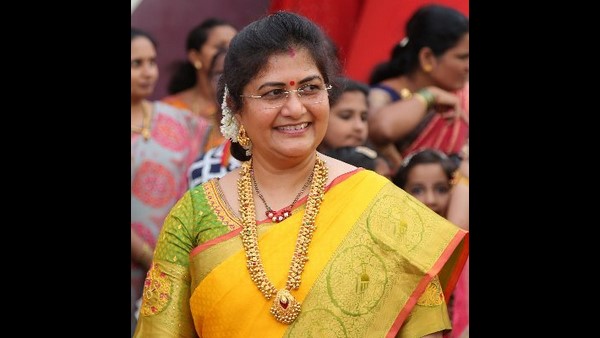 ಬಿಜೆಪಿ ಸರ್ಕಾರಕ್ಕೆ ತೀವ್ರ ಮುಜುಗರ ತಂದಿದ್ದ ಸಚಿವೆ ಜೊಲ್ಲೆ ಆದೇಶ