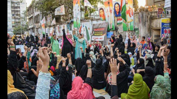 ಇಂದಿಗೂ ಮುಂಬೈನಲ್ಲಿ ಉಗ್ರ ಸ್ವರೂಪದ ಪ್ರತಿಭಟನೆ 