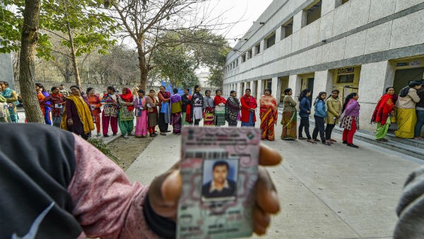 ಆಪ್ ಚಿಹ್ನೆಗೆ ಮಹಿಳೆಯರ ಸಂಪೂರ್ಣ ಬೆಂಬಲ ಆಪ್ ಚಿಹ್ನೆಗೆ ಮಹಿಳೆಯರ ಸಂಪೂರ್ಣ ಬೆಂಬಲ
