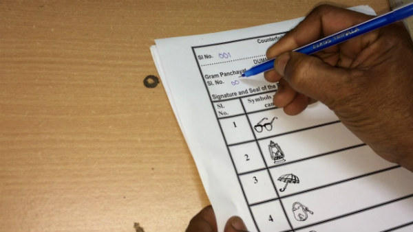 ಬ್ಯಾಲೆಟ್ ಪೇಪರ್ ನಲ್ಲಿಯೇ ಚುನಾವಣೆಯೇ ಬೇಕೆಂದು ಪಟ್ಟು 