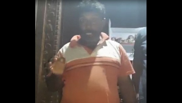 ತಂದೆಯ ಆರೋಗ್ಯದ ಬಗ್ಗೆ ಗಮನ ಹರಿಸಲು ಪುರುಸೊತ್ತಿಲ್ಲವಂತೆ! ತಂದೆಯ ಆರೋಗ್ಯದ ಬಗ್ಗೆ ಗಮನ ಹರಿಸಲು ಪುರುಸೊತ್ತಿಲ್ಲವಂತೆ!