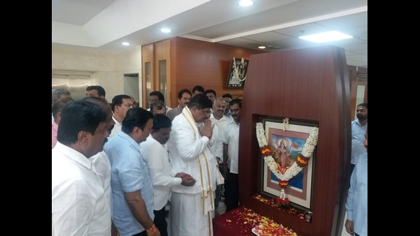 LED ಪರದೆ ಮೇಲೆ ರೌಡಿಶೀಟರ್‌ಗಳ ಫೋಟೊ ಪ್ರದರ್ಶನ