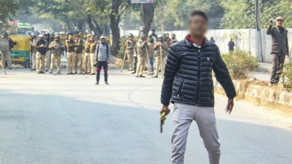 ಐಸಿಸ್ ಕಾರ್ಯಸಾಧನೆಗೆ ದೆಹಲಿ ಫೋಟೋಗಳ ಬಳಕೆ 