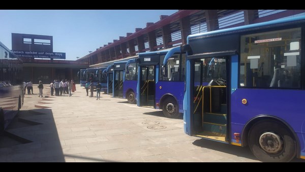 120 ಚಿಗರಿ ಬಸ್‌ಗಳು