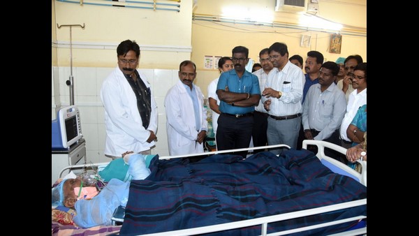 Senior Journalist Patil Puttappa Hospitalized P Manivannan Visit