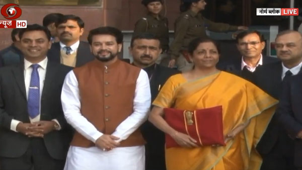 ಚರ್ಮದ ಚೀಲದಲ್ಲಿ ಕಡತ 