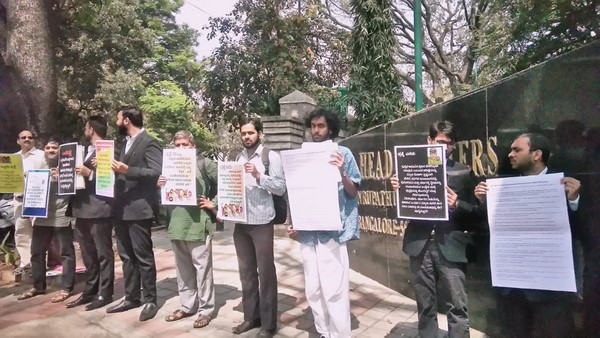 ಸರ್ಕಾರವು ವಾಕ್ ಸ್ವಾತಂತ್ರ್ಯ ಪ್ರೋತ್ಸಾಹಿಸಬೇಕು