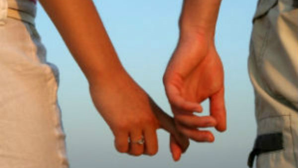  ಬಹಿರಂಗವಾದ ಅನೈತಿಕ ಸಂಬಂಧ