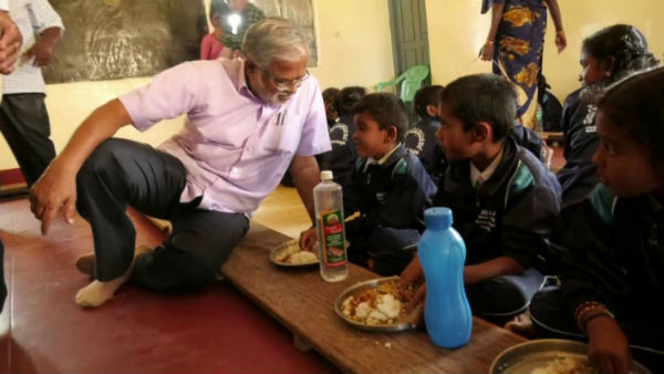  Education Minister Suresh Kumar Had Food With Children In Kolar