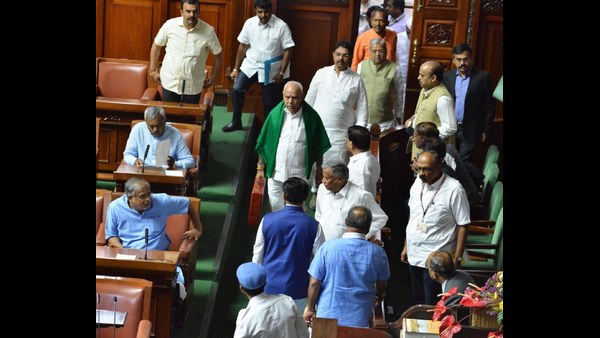 ನಿರುದ್ಯೋಗಿ ಯುವಕ-ಯುವತಿಯರಿಗೆ ಆಸರೆ