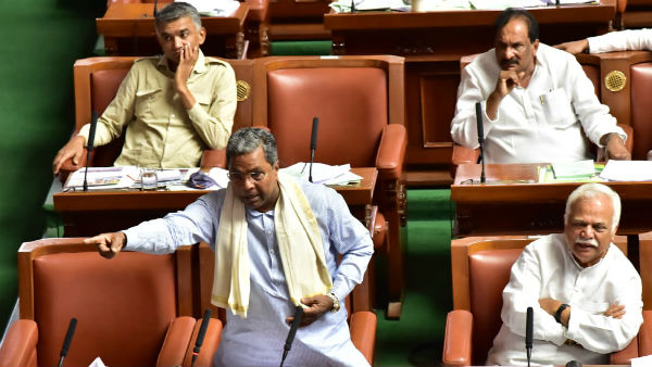 ಐಸೋಲೆಟ್ ಮಾಡದೆ ಹೈದ್ರಾಬಾದ್ ಗೆ ತೆರಳಲು ಬಿಟ್ಟಿದ್ದಾರೆ