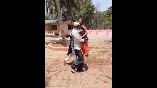 ಸದ್ಯ ಆಸ್ಪತ್ರೆ ಆವರಣದಲ್ಲಿ ಚಿಕಿತ್ಸೆ