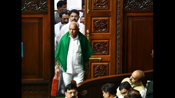 ಬೈಕ್ ಕೊಳ್ಳಲು ಆರ್ಥಿಕ ನೆರವು