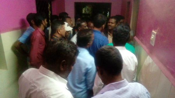 Dinking Doctor In Ajjampura Government Hospital