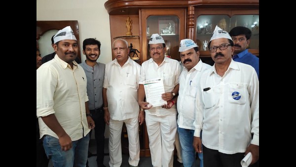ಮಹಿಳೆಯರಿಗೆ ಉಚಿತ ಪ್ರಯಾಣ ಒದಗಿಸಿ 