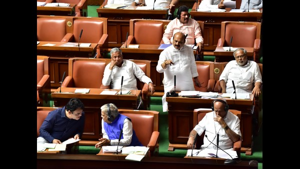 ಸಂಧಾನ ಸಭೆ ಬಳಿಕ ಹಕ್ಕುಚ್ಯತಿಗೆ ಕಾಂಗ್ರೆಸ್ ನಿರ್ಧಾರ