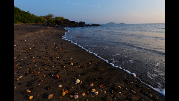 ಸೇತುವೆ ನಿರ್ಮಿಸಲು ಬಂದ ಹಣ ವಾಪಸ್ ಹೋಗಿತ್ತು