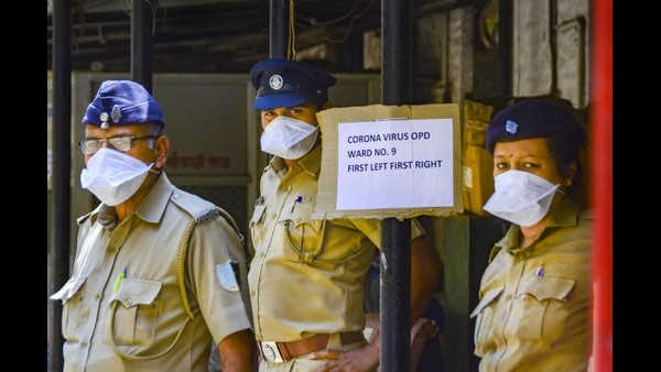 ಮೂರು ಜನರು ಸಾವನ್ನಪ್ಪಿದ್ದಾರೆ 