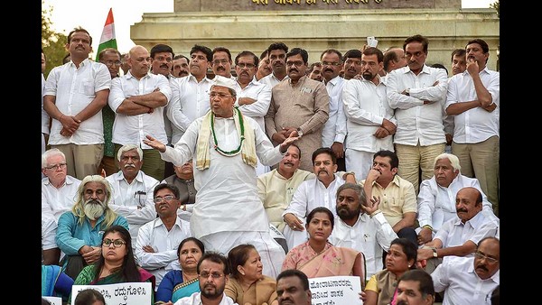 ಸಿದ್ದರಾಮಯ್ಯ ಕೆಂಡಾಮಂಡಲ 