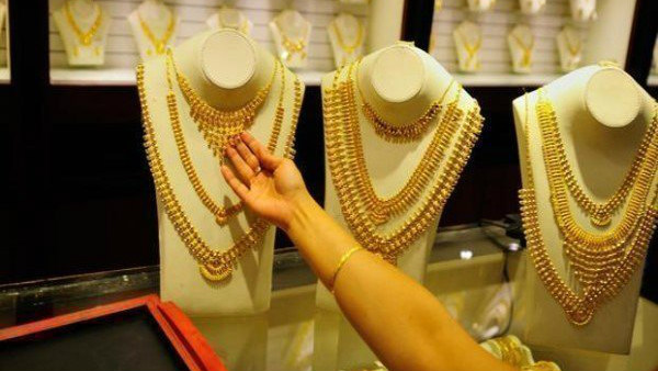 Coronaraoutbreak: No Gold purchase for a week in Karnataka Coronaraoutbreak: No Gold purchase for a week in Karnataka