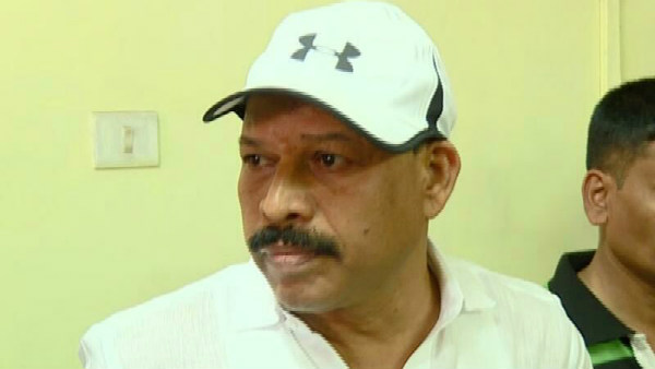 Film Financier Businessman Kapali Mohan commits suicide 