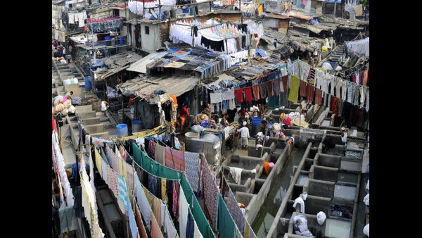 ನಾಲ್ವರು ಸ್ಲಂ ನಿವಾಸಿಗಳಿಗೆ ಕೊರೊನಾ