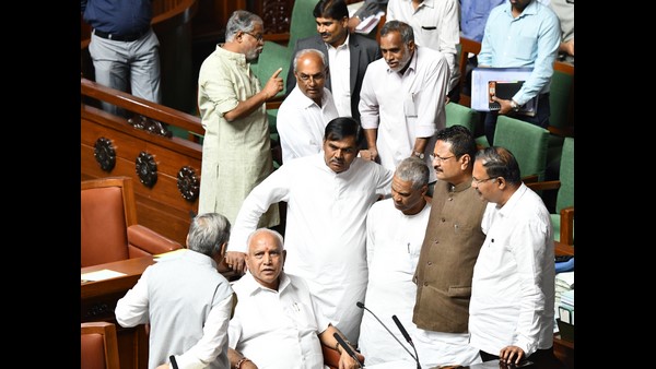 ದೊರೆಸ್ವಾಮಿ ಸ್ವಾತಂತ್ರ್ಯ ಹೋರಾಟದ ಬಗ್ಗೆ ಮಾಹಿತಿ ಕೊಟ್ಟ ಕಾಂಗ್ರೆಸ್ 