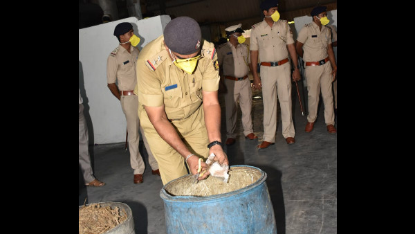 Police Burn 32 Kg Drugs Which Was Collected From Different Parts Of District