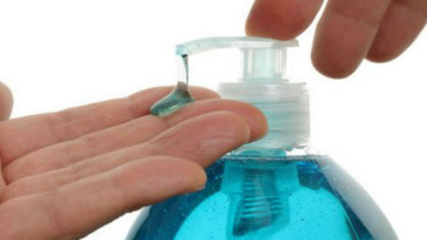 ಎರಡು ವಿಧಗಳಲ್ಲಿ ಇರುವ ಹ್ಯಾಂಡ್ ಸ್ಯಾನಿಟೈಸರ್ 