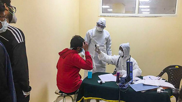 1400 ಜನರನ್ನು ಭೇಟಿಯಾಗಿದ್ದನಂತೆ!