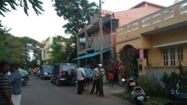 IG Sharath Chandra visits To Channapattana Robbery House