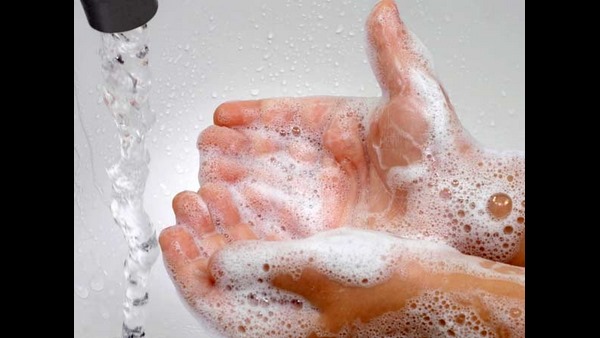 ಸೋಪ್ ಬಳಸಲು ತಿಳಿಸಿ 