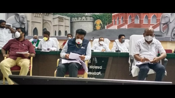 ತುರ್ತು ಆರೋಗ್ಯ ಸೇವೆಗಾಗಿ ಓಲಾ ಮತ್ತು ಊಬರ್ ಕ್ಯಾಬ್