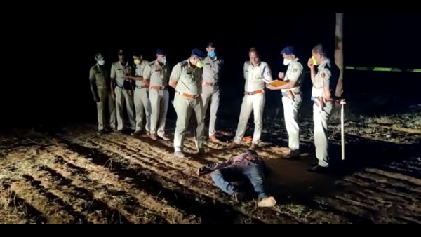 ಇಸ್ಪೆಟ್ ಹಣದ ವಿಚಾರದಲ್ಲಿ ಆಗಿತ್ತು ವೈಮನಸ್ಸು!