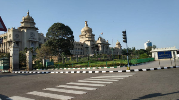 ಲಾಕ್‌ಡೌನ್ ವಿಸ್ತರಣೆ ಕುರಿತು ಪರಿಶೀಲಿಸಿ ಕ್ರಮ