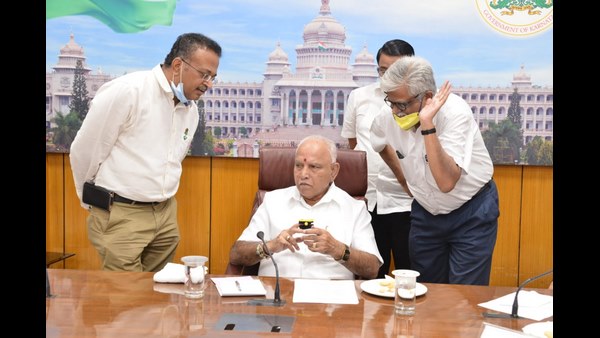ಲಾಕ್ಡೌನ್ ಸಡಿಲಗೊಳಿಸುವ ಸಂದರ್ಭದಲ್ಲಿ ಥರ್ಮಲ್ ಸ್ಕಾನರ್ ಲಾಕ್ಡೌನ್ ಸಡಿಲಗೊಳಿಸುವ ಸಂದರ್ಭದಲ್ಲಿ ಥರ್ಮಲ್ ಸ್ಕಾನರ್