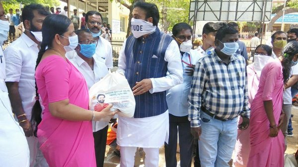 ಮದ್ಯ ಮಾರಾಟಕ್ಕೆ ಅವಕಾಶ ಇಲ್ಲ