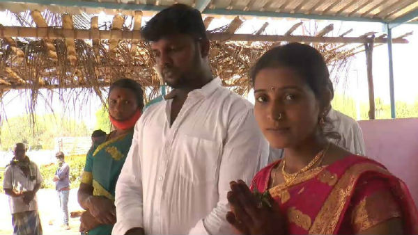 Couple Married In Karnataka Tamilnadu Border Punajanuru Checkpost